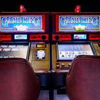 Finding a Video Poker Bug Made These Guys Rich—Then Vegas Made Them Pay | W